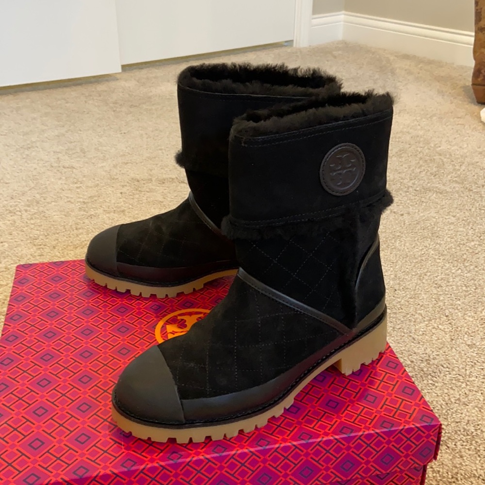 Tory Burch new in box size 7M black suede Boughton shearling booties.